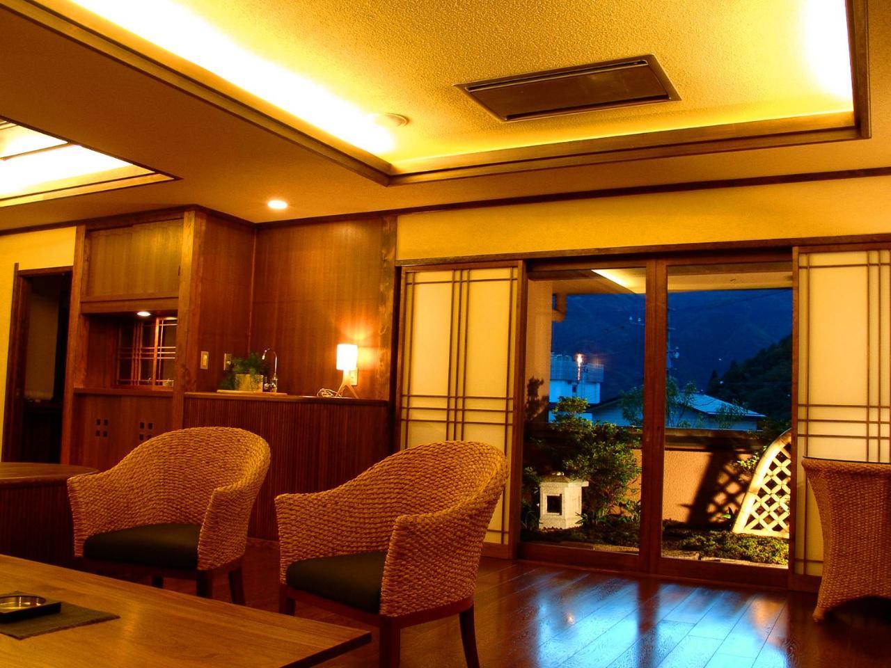 Miyako Hotel Gero Værelse billede